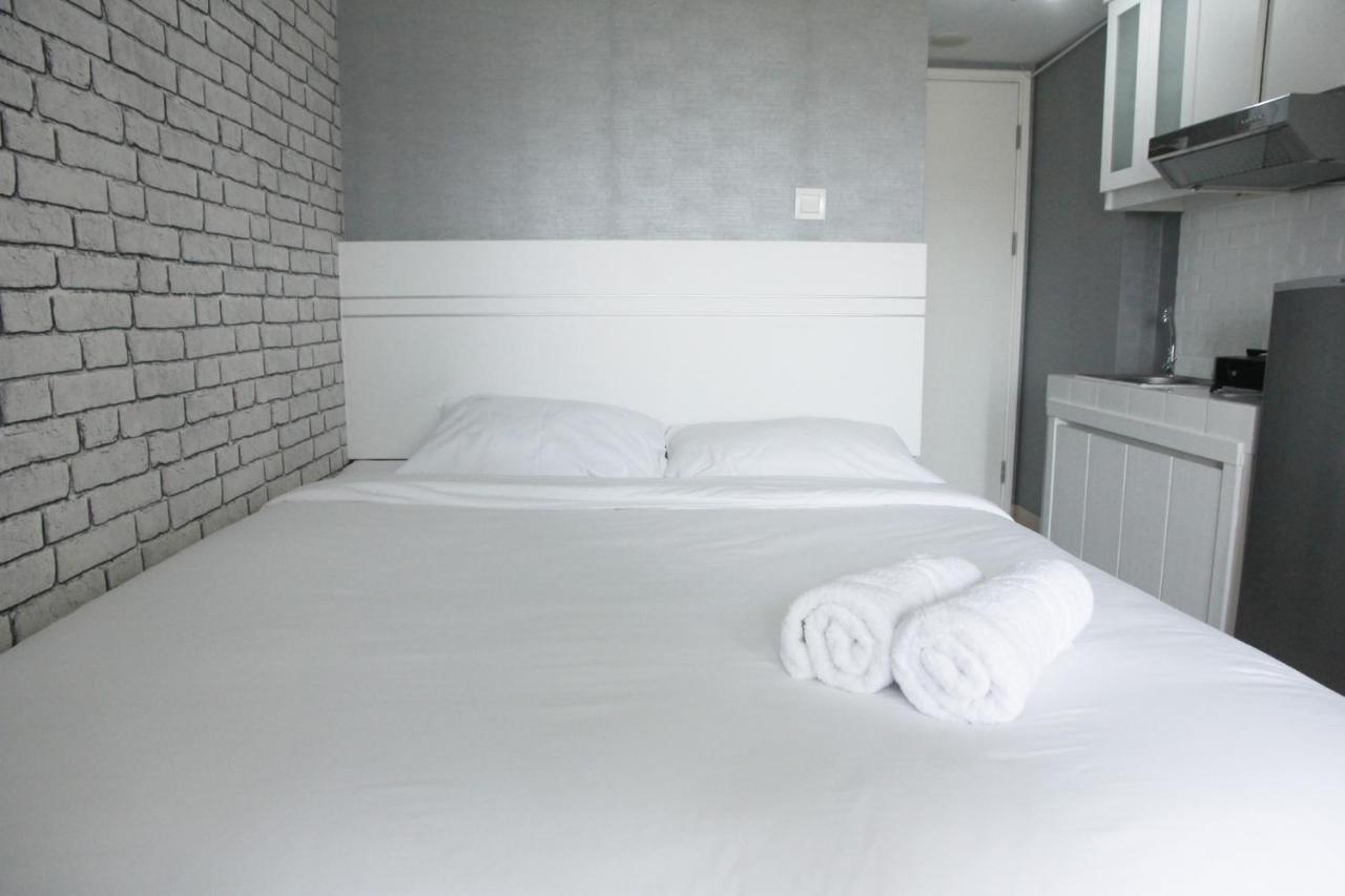Modern And Comfortable Studio Apartment Springlake Summarecon Near Summarecon By Travelio Bekasi Luaran gambar